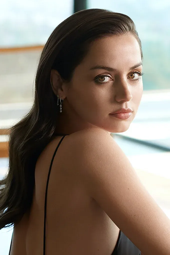 22 ảnh ana de armas: Tuyển tập nhan sắc quyến rũ