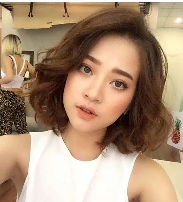 Tóc xoăn ngắn đẹp nhất 2026 — bộ sưu tập mới · ảnh 1