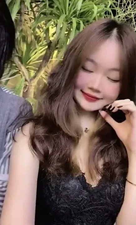 Trần Hà Linh Mới Nhất - Tuyển Tập 100+ Ảnh Nóng Bỏng · ảnh 1